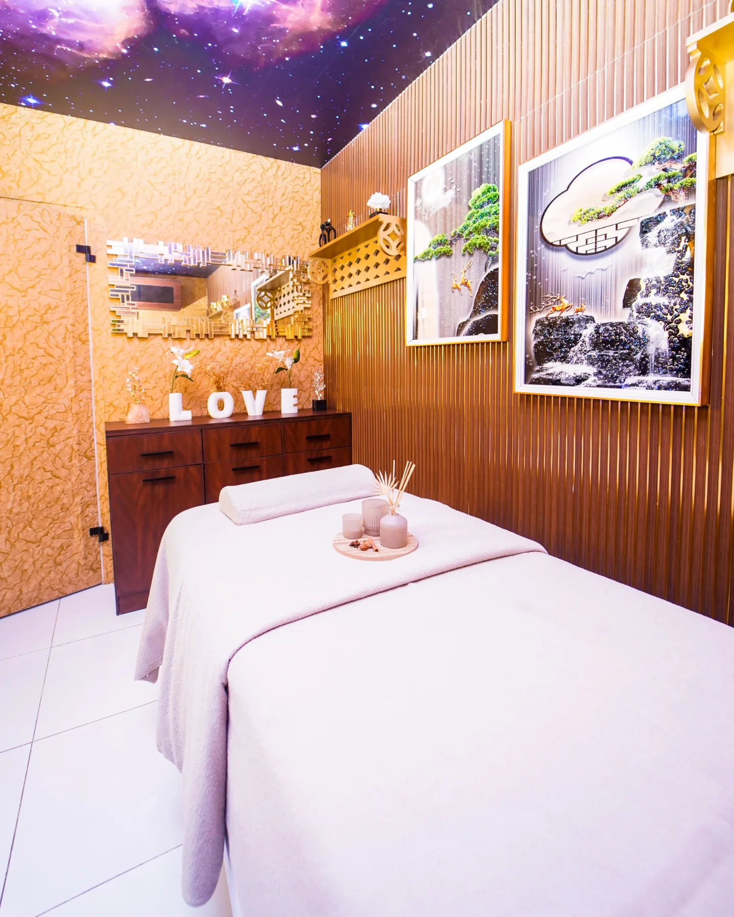 LUMINA private treatment room in Ikoyi
